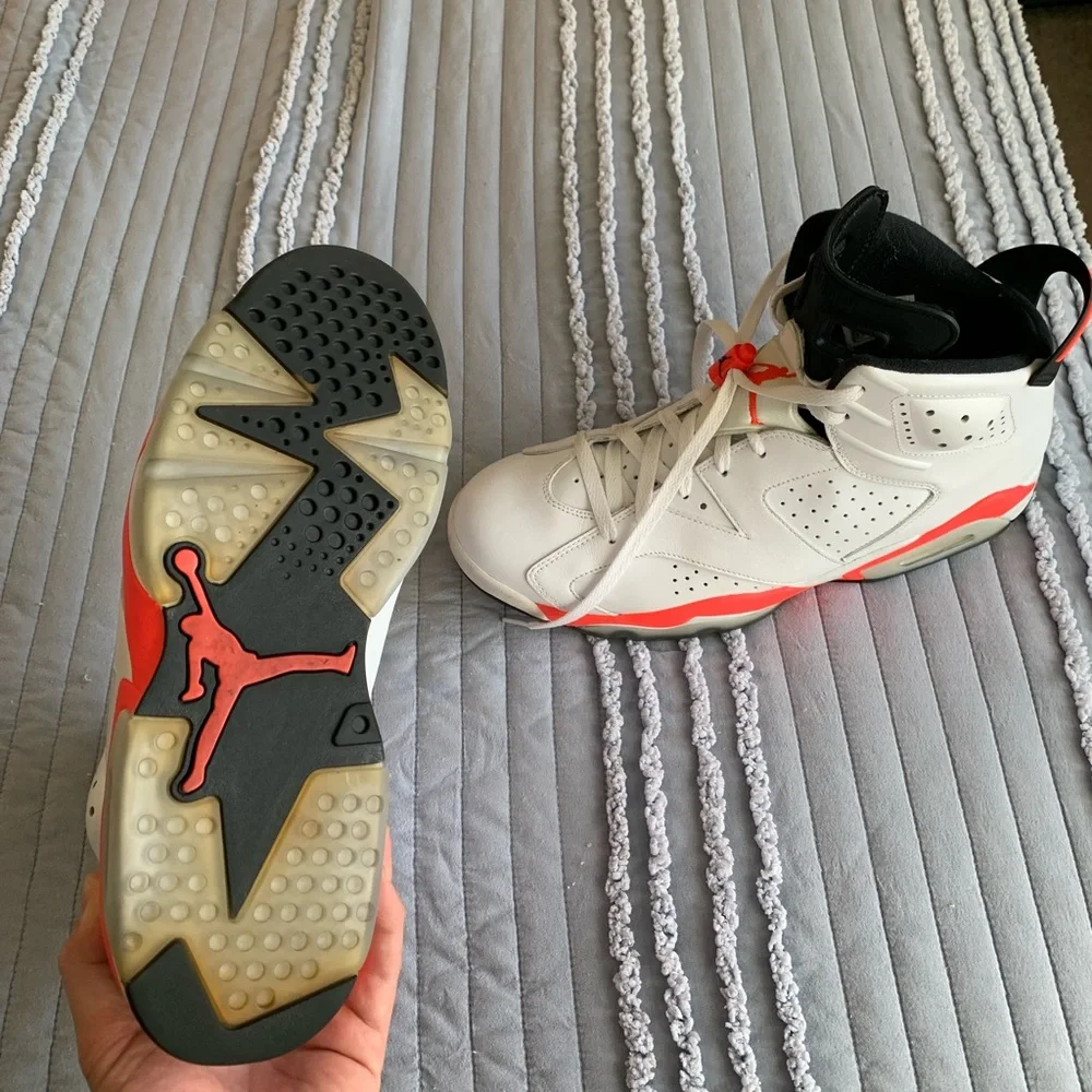 Nike Jordan 6 Retro Infrared White - Picture 4 of 10
